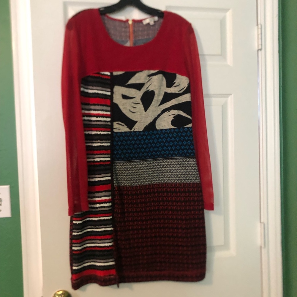 Red multi dress. Size medium.